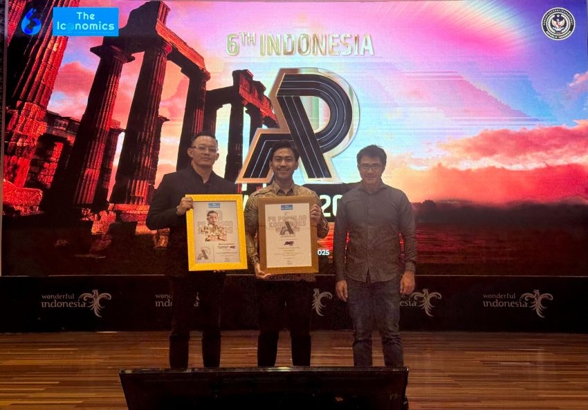 JNE Raih Dua Penghargaan Bergengsi di Indonesia Public Relations Summit 2025