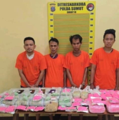 Polda Sumut Gerebek Rumah Pengedar Narkoba Jaringan Thailand, 26 Kg Sabu dan Vape Liquid Mengandung Narkotik Diamankan