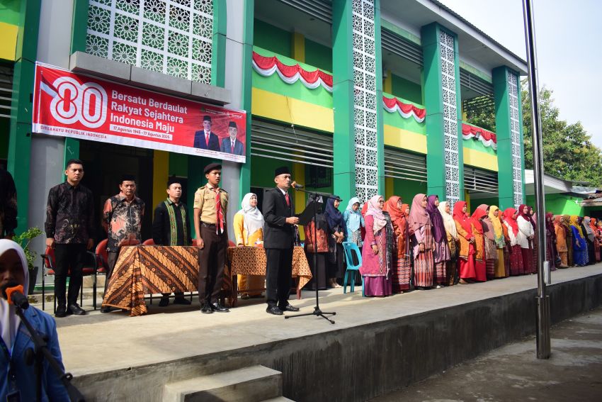 Kepala MAN 3 Medan Hasanuddin Hasibuan MSi : Peringatan HUT RI Menempa SIswa Jadi Sosok Berdisiplin