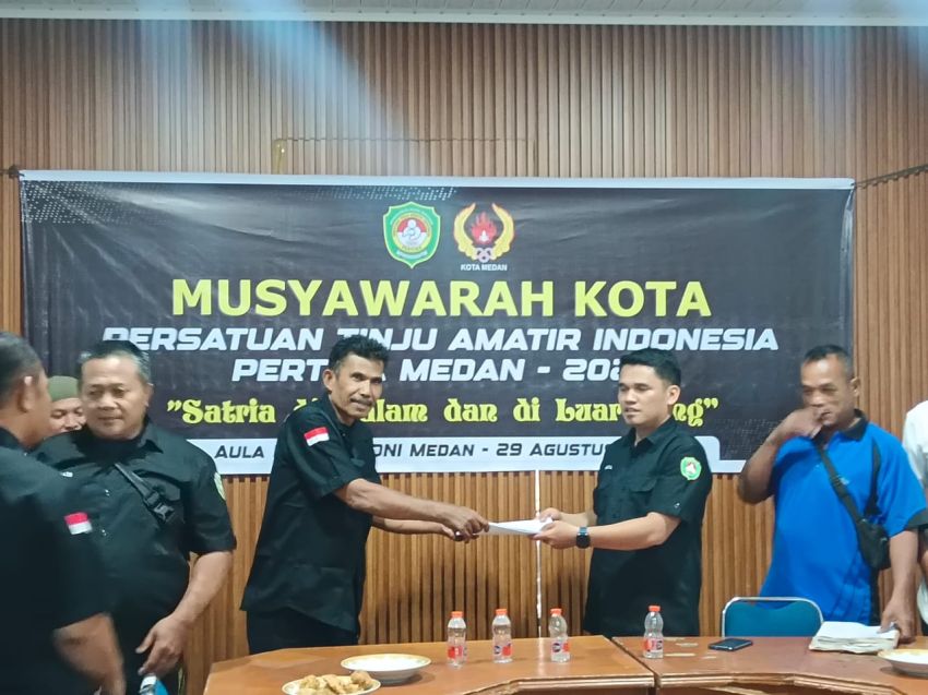 Aklamasi, Adol Frian Rumaijuk Kembali Pimpin Pengkot Pertina Medan