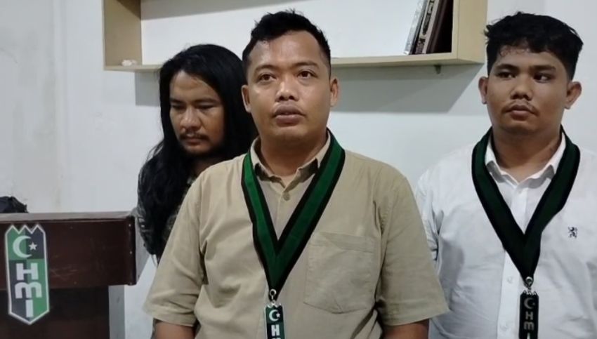 HMI Kecam Penari Striptis Kibarkan Bendera Merah Putih Di Klub Malam