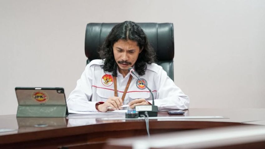 Gaple, Distrust Publik, dan Risiko bagi Pemerintahan Prabowo: Pencopotan Budi Arie vs Toleransi terhadap Raja Juli Antoni