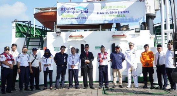 Pelindo Regional 1 Hadiri Tabur Bunga Harhubnas 2025 di Belawan