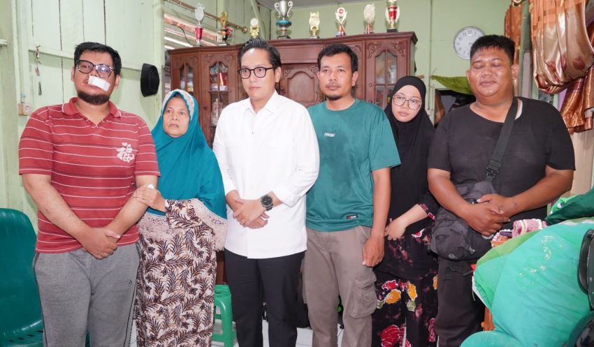 Rico Waas Temui Diver Ojol Korban Penganiayaan, Pastikan Dishub Tertibkan Jukir Liar