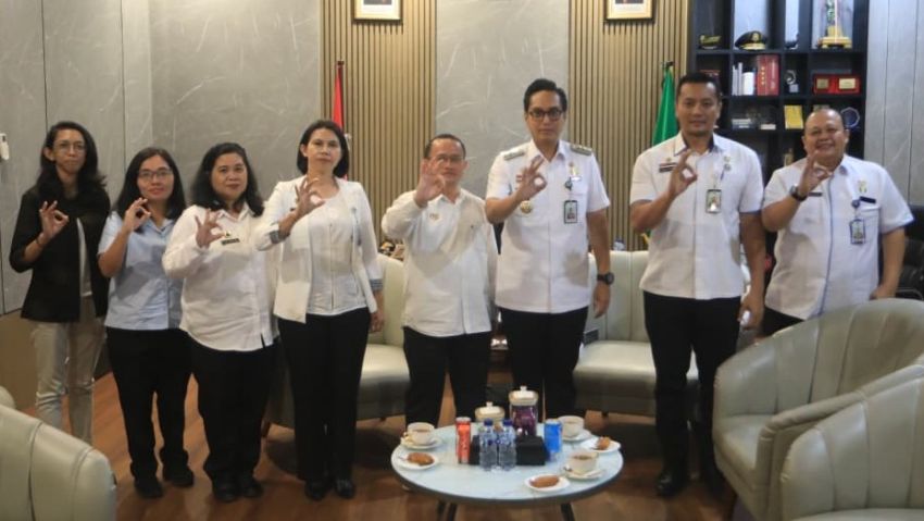 Rico Waas: MBG Program Prioritas Presiden Prabowo yang Multiplier Effect