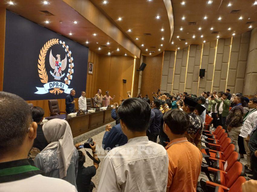 Tiga Pimpinan DPR RI Terima Organisasi Mahasiswa dari Badan Eksekutif Mahasiswa