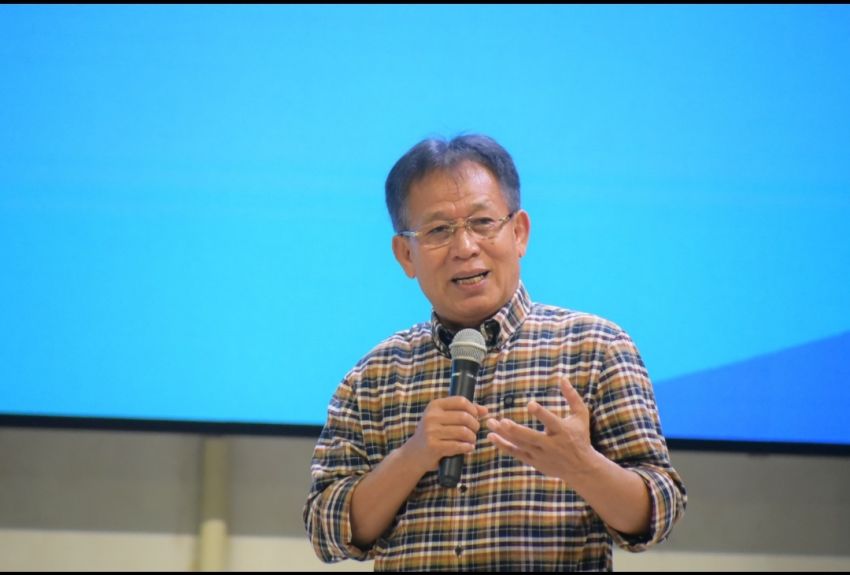 Perpustakaan Unimed Gelar Peluncuran dan Bedah Buku "Membangun Negeri dari Sekolah" Dorong Peran Pendidikan sebagai Pilar Utama Pembangunan