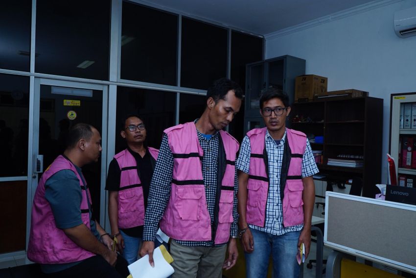 Kejatisu Tahan 4 Konsultan Pengawas Tersangka Baru Korupsi Jalan di Dinas PUPR Dinas Batubara