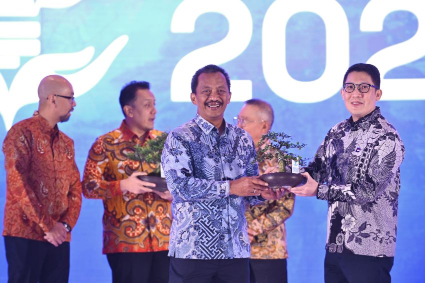 Bukti Komitmen Hijau, Pertamina Patra Niaga Sumbagut Borong 14 Penghargaan ENSIA 2025