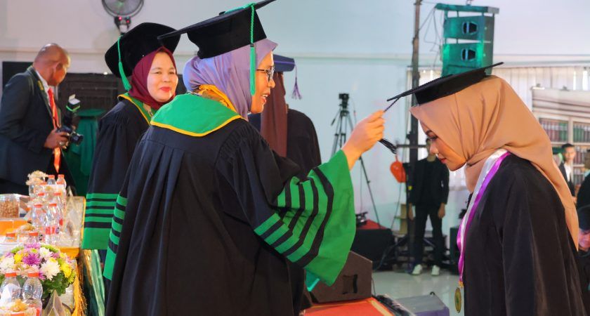 Rektor Prof Dr Nurhayati MA Minta Lulusan Jadi Duta Islam Moderat, Cerdas, dan Solutif