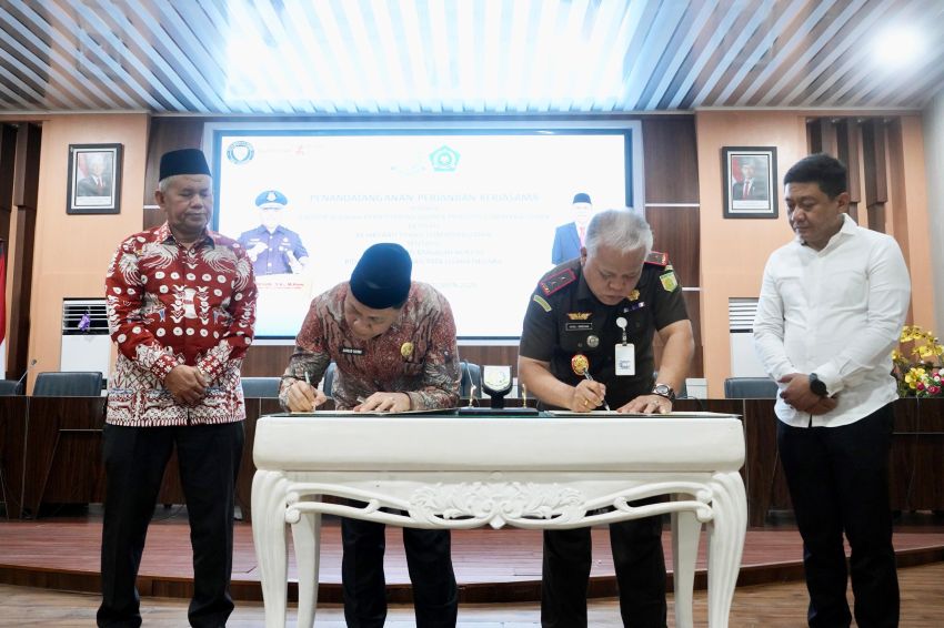 Kanwil Kemenag Sumut-Kejati Sumut Teken MoU Perkuat Kerja Sama Bidang Perdata dan TUN