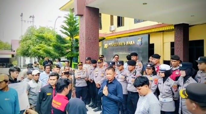 FMPP - Sumut Geruduk Polres Batu Bara, Tuntut Tersangka Dikenakan Pasal 351 KUHP
