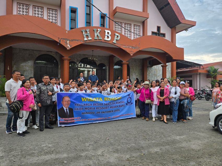 Lagi, Anggota DPR RI Maruli Siahaan Berangkatkan Anak Sekolah Minggu HKBP Moria Wisata Rohani ke Hill Park