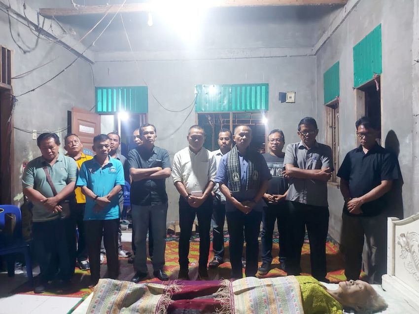 Maruli Siahaan Melayat Kerumah Anggota PPSD Siahaan Tanjung Gusta