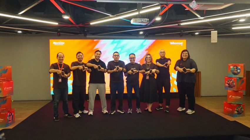 Telkomsel Hadirkan NextDev Tahun ke-11 di Medan, Dorong Technopreneurs Sumatera Kembangkan Inovasi Digital Berbasis AI