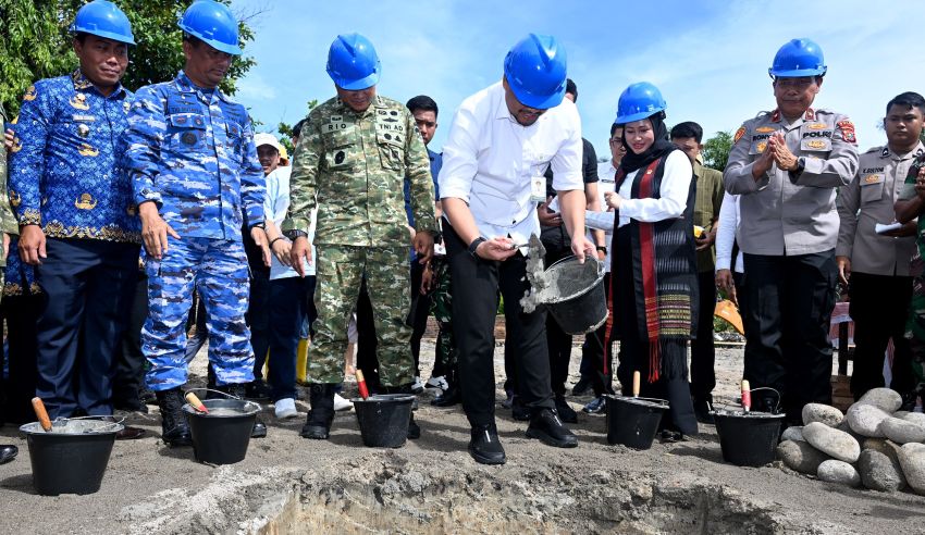 Gubernur Bobby Nasution Resmikan Pembangunan Gerai Koperasi Merah Putih di Sumut