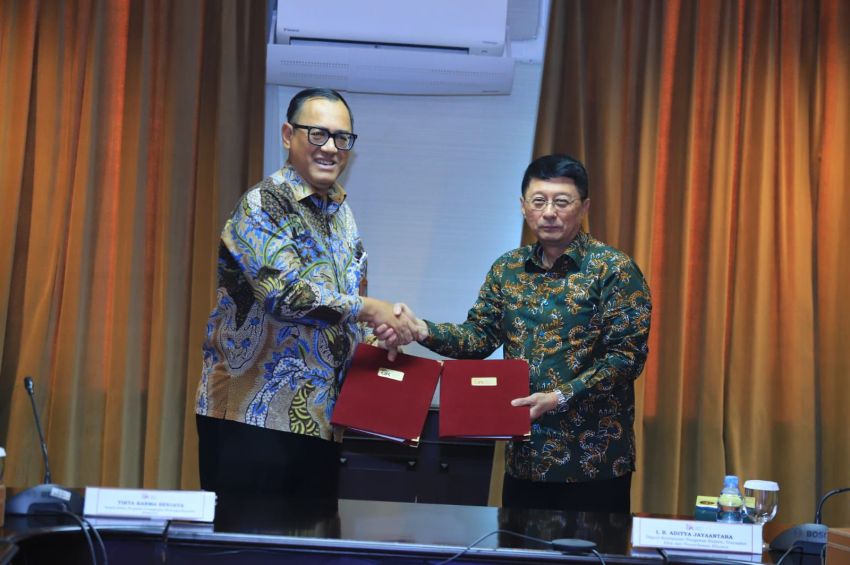 OJK Bersama Bappebti Perkuat Sinergi dengan Penandatanganan Addendum BAST