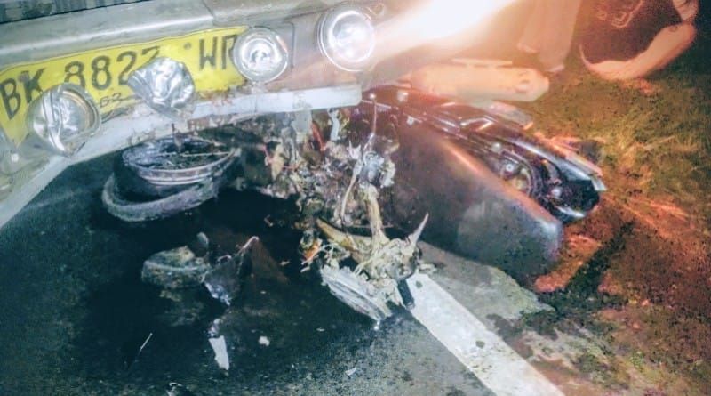 Terseret Belasan Meter,   Pengendara Motor Tewas Tabrakan dengan Truk Trailer di Jalinsum Batu Bara
