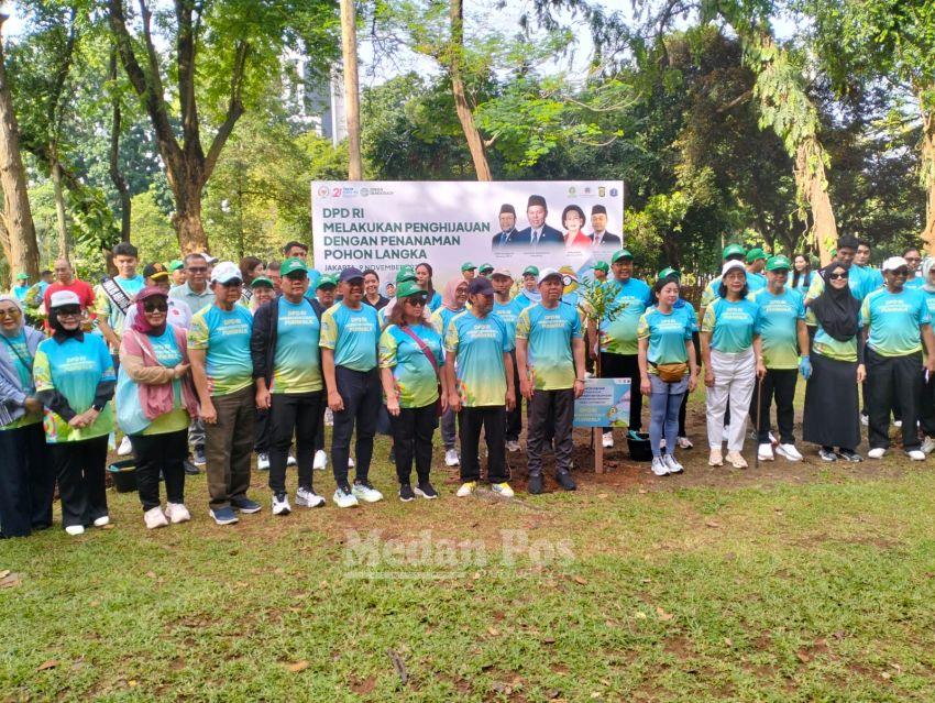 DPD RI Usung Green Democracy dan Gelar Fun Walk Raih Rekor MURI