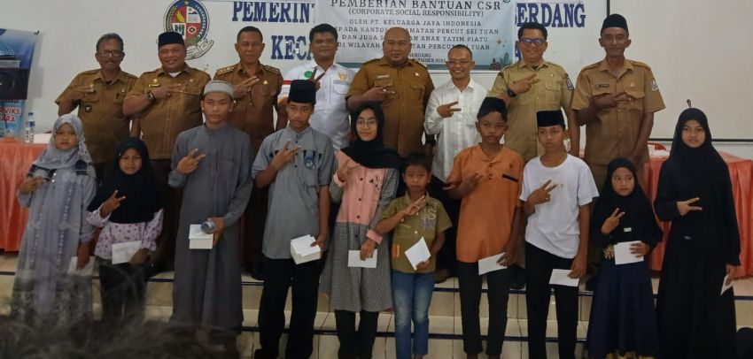PT KJI Salurkan CSR Kepada Duafa Warga Kecamatan Percut Sei Tuan