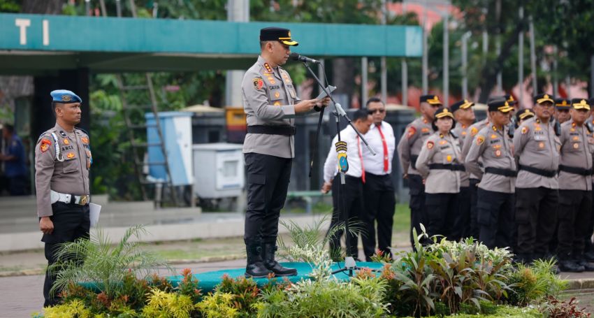 Kapolrestabes Medan Pimpin Apel Kesiapan Tanggap Darurat Bencana Hidrometeorologi 2025 : Bacakan Amanat Kapolri