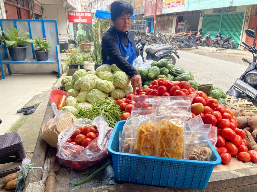 Didukung Pembiayaan Ultra Mikro BRI, Pedagang Sayur di Karo Ini Mampu Kembangkan Usaha