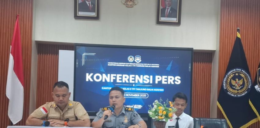 Keterangan Pres Imigrasi Kelas II TPI Tanjungbalai Asahan Soal Penanganan 4 ABK dan 10 Penumpang Dari Kapal