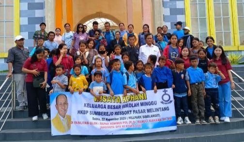 Maruli Siahaan Berangkatkan Anak Sekolah Minggu HKBP Sumberejo Wisata Rohani ke Hill Park