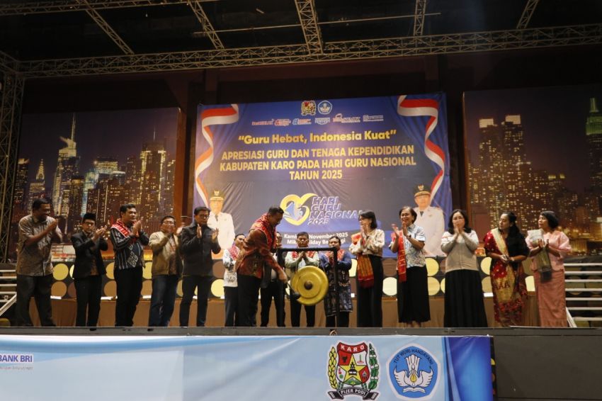 Pemkab Karo dan Tanoto Foundation Luncurkan Aplikasi Sistem Informasi Pengawas Sekolah "Erlajar Segedang Geluh"