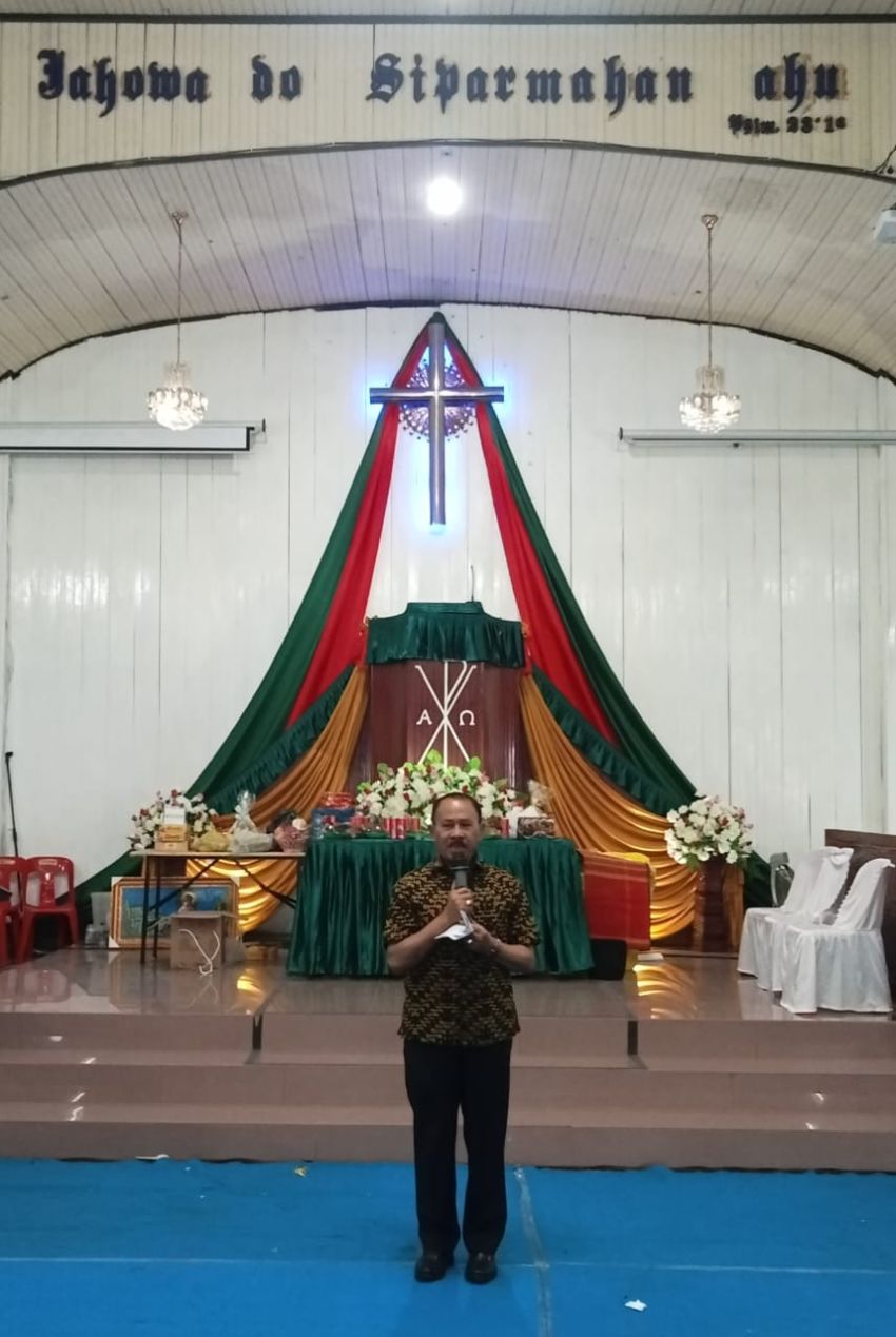 Meriah, HUT ke 57 GKPI Gang Sado Dihadiri Anggota DPR RI Maruli Siahaan