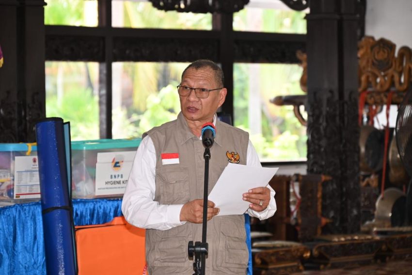 Masyarakat Tidak Sendirian, DPR RI Terus Dampingi Korban Banjir di Tiga Provinsi