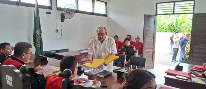 Sebelumnya Dikabarkan Sakit, Terdakwa Penabrak Pejalan Kaki Hingga Tewas  Bacakan Pembelaannya