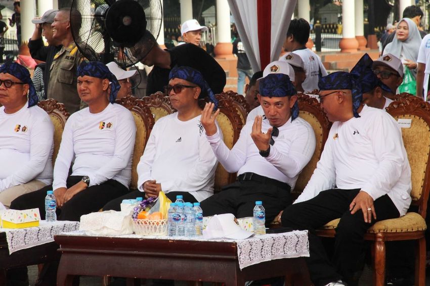 Kapolri dan Ketum PWI Heningkan Cipta untuk Korban Bencana di Sumatera