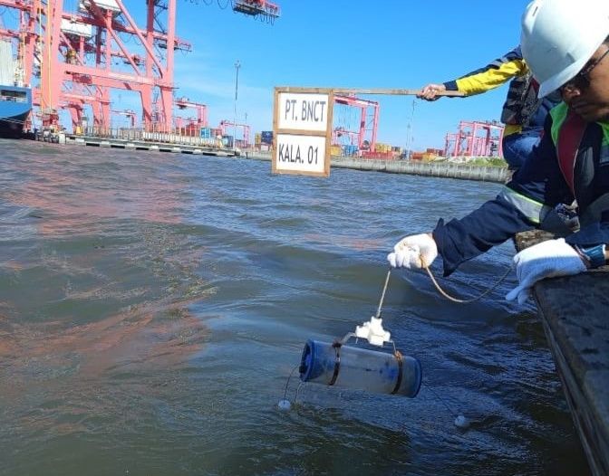 BNCT dan Surveyor Indonesia Lakukan Pengujian Air Laut untuk Pastikan Operasional Ramah Lingkungan