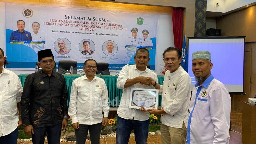 42 Mahasiswa Ikuti Pengenalan Jurnalistik di Padangsidimpuan
