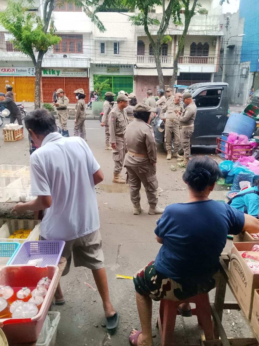 LSM Garda Nasional Tuding Satpol PP Jadi Beking PKL dan Parkir Liar