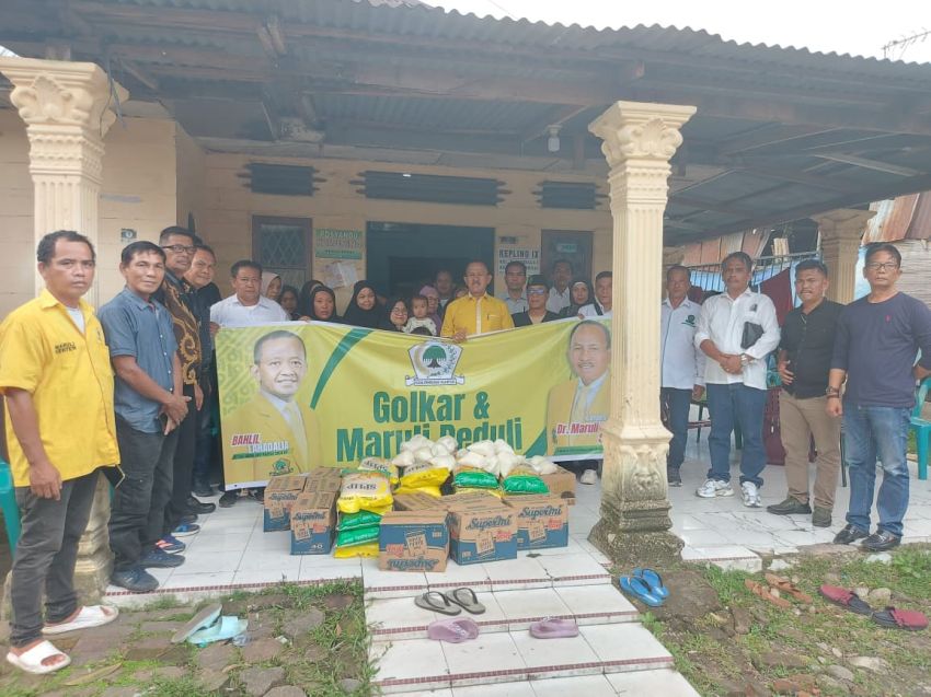 Pasca Banjir Melanda hampir 19 Kecamatan di Medan, Anggota DPR RI Maruli Siahaan dan Relawan Palito Berikan Bantuan Kepada Korban Banjir di Medan Dena