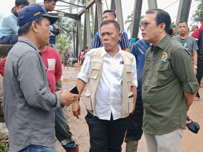 Senator Penrad Siagian Soroti Kelambatan Penanganan Bencana Sumut, Dukung Permintaan Alat Berat Bupati Masinton