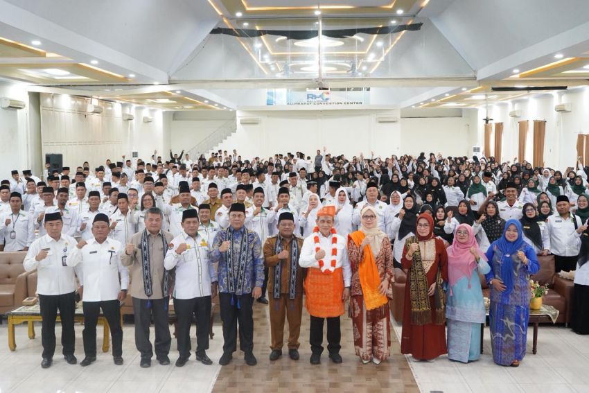 Wamenag : Insan Kementerian Agama Harus Menjadi Teladan di Tengah Masyakarat