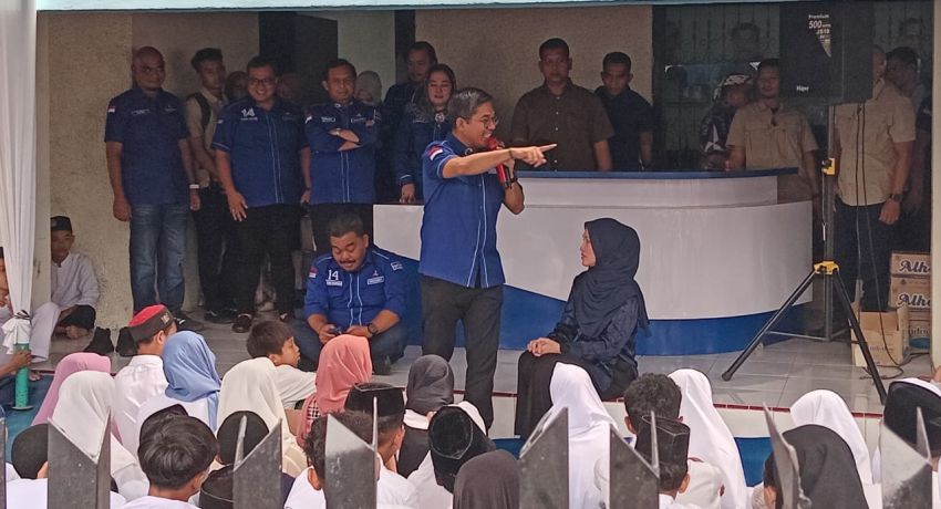 DPD Demokrat Sumut Santuni Ratusan Anak Yatim Usai Rakerda, Sekjen DPP Tegaskan Komitmen &ldquo;Peduli dan Berbagi&rdquo;