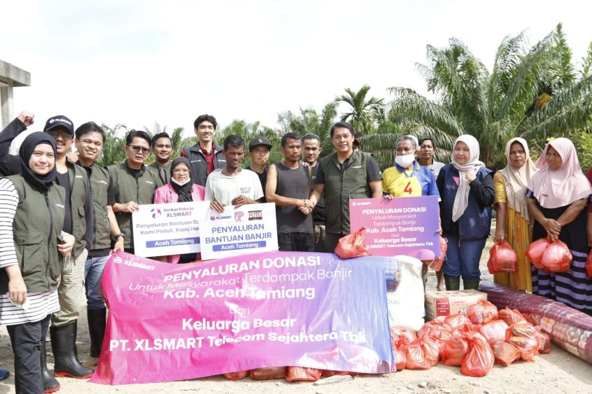 FJPI Sumut dan XLSMART Salurkan Bantuan ke Aceh Tamiang