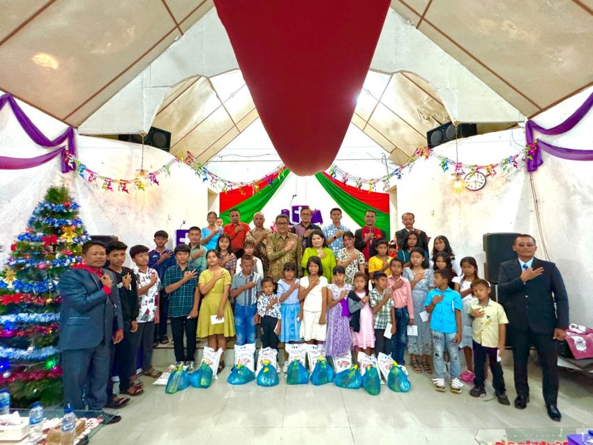 PTPN IV Regional II Kebun Bah Birung Ulu Rayakan Natal Oikumene dan Santuni 26 Anak Yatim