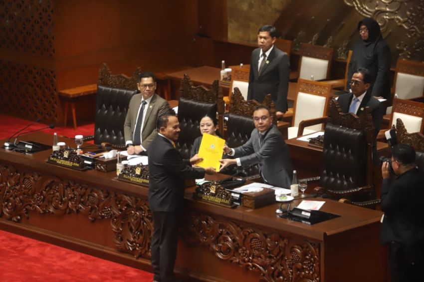 Dr Maruli Siahaan Hadiri Rapat Paripurna DPR RI