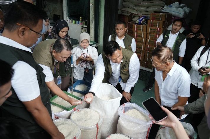 Jajaran Perum Bulog Se Indonesia Lakukan Sidak Bersama Satgas Pangan