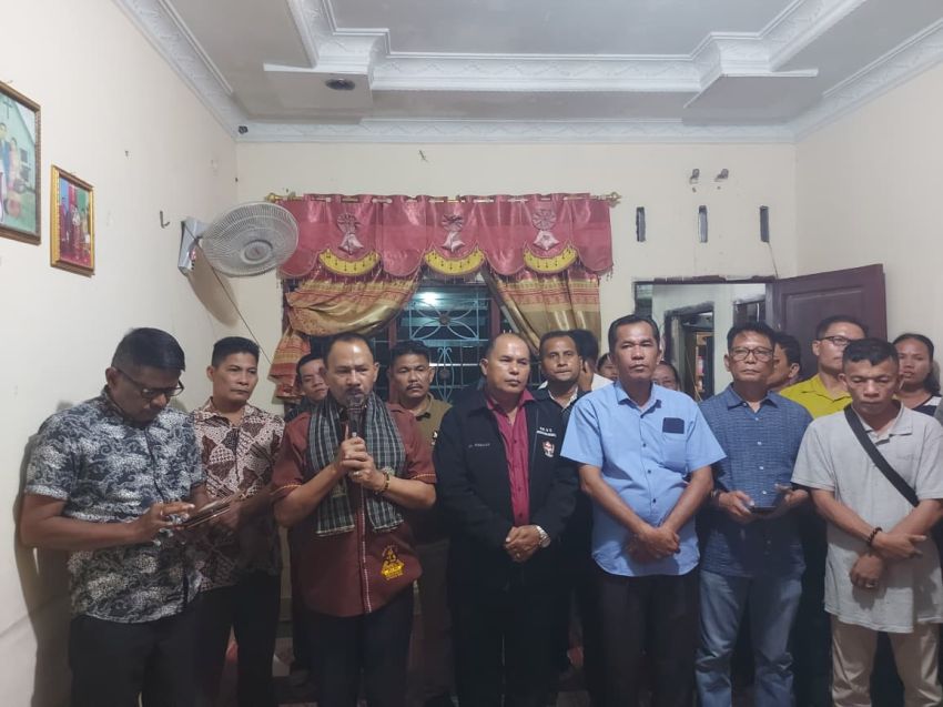 Anggota DPR RI Dr Maruli Siahaan Berikan Kekuatan Hati Bagi Keluarga Berduka