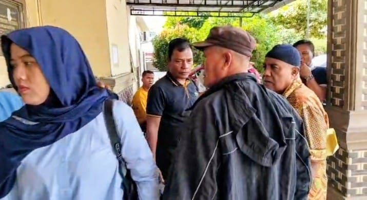Ibu Korban Persetebuhan Anak Dibawah Umur Geruduk Satreskrim Polres Batu Bara