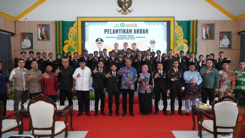 Bupati Langkat Syah Afandin Lantik Pengurus Besar HIMALA Periode 2025&ndash;2027