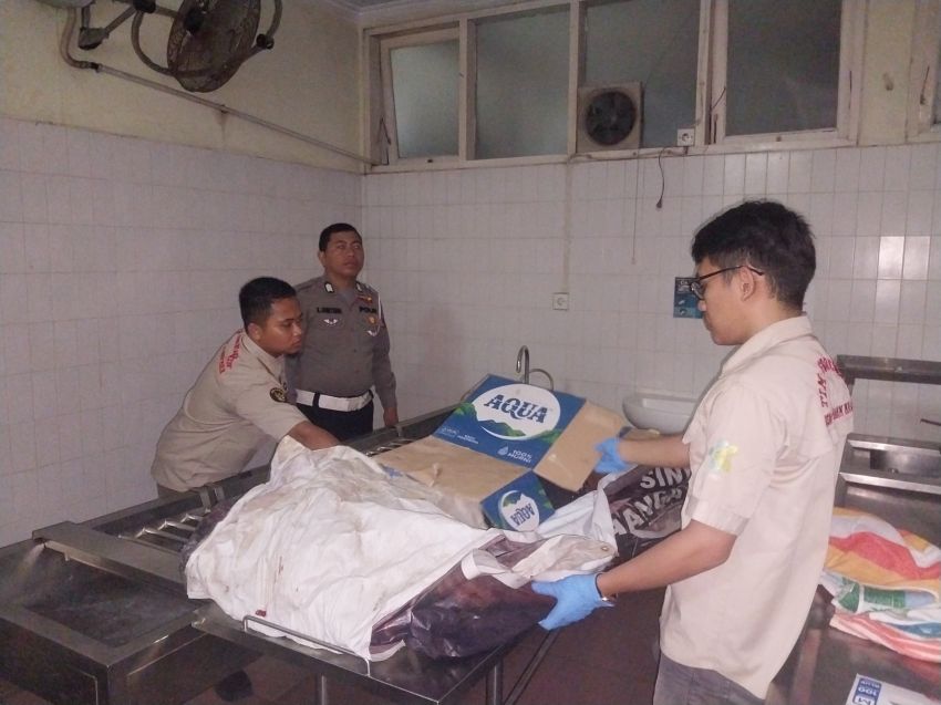 Setelah Ditabrak Yamaha Vixion, Kepala Pejalan Kaki Remuk Terlindas Truk Tangki