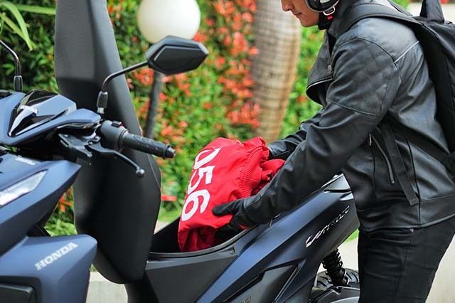 Jangan Salah Simpan! Ini Tips Tepat Menata Bagasi Motor Demi Cari Aman