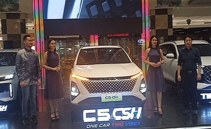 Usung Konsep "One Car, Two Vibes", Chery Luncurkan C5 CSH di Cambridge Mall Medan